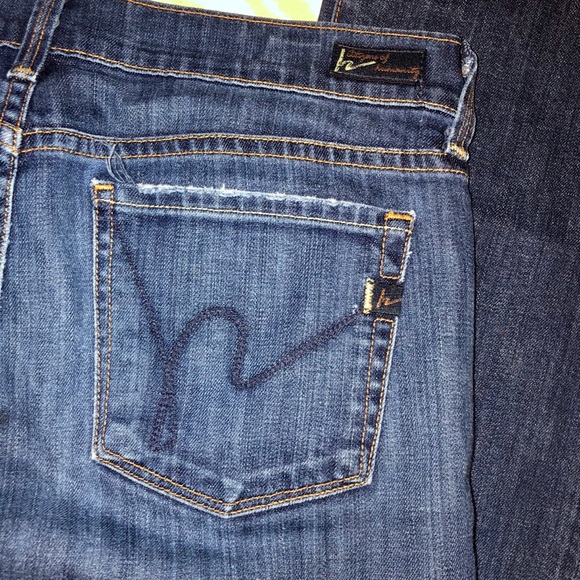 Citizens of Humanity Jeans. Flare leg. Size 27 - Picture 2 of 5